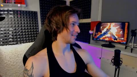 Crys online show from 12/22/24, 10:58