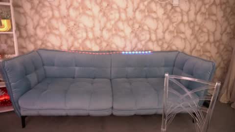 crystallpaws_ online show from 04/04/26, 05:49