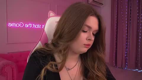 Snapshot of crystallyons chatting on 03/05/26, 07:04 Crystal online show from 03/05/26, 07:04