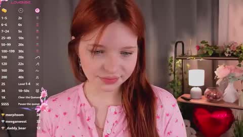 Snapshot of crystalrossy chatting on 03/21/26, 04:54 Morry online show from 03/21/26, 04:54