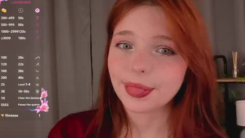 Snapshot of crystalrossy chatting on 03/31/26, 02:06 Morry online show from 03/31/26, 02:06