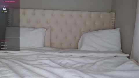 Nikki online show from 12/23/25, 01:47