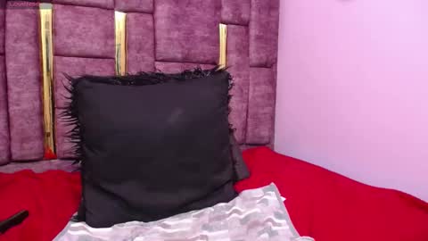 ASHLEY online show from 02/25/25, 06:53