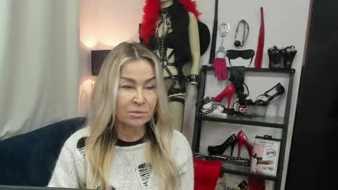 CrystalHotty online show from 01/19/26, 05:33