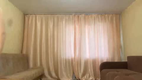 Jesi online show from 04/27/26, 10:13