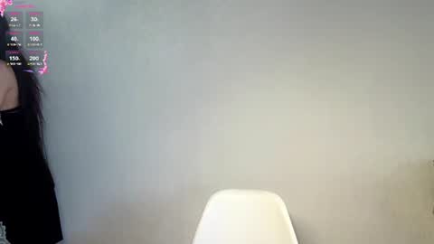 Snapshot of crystlepipkins chatting on 06/23/26, 07:17 Diana online show from 06/23/26, 07:17