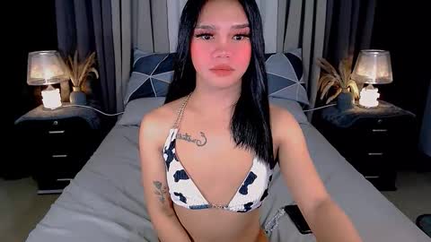 bea takashi  online show from 09/23/25, 09:23