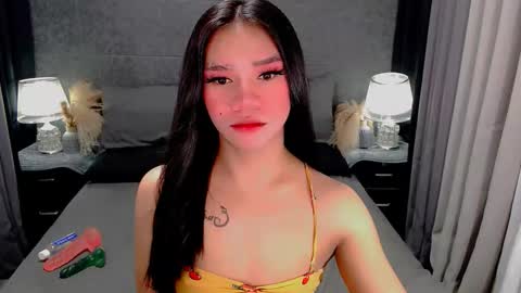 Snapshot of crytastal_lust1212 chatting on 03/09/26, 09:13 bea takashi online show from 03/09/26, 09:13