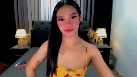 Snapshot of crytastal_lust1212 chatting on 03/27/26, 09:10 bea takashi online show from 03/27/26, 09:10