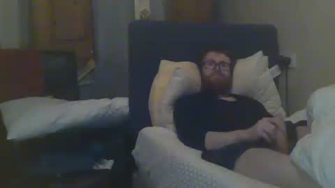 Snapshot of cs014g8493 chatting on 01/04/25, 01:31 chris online show from 01/04/25, 01:31