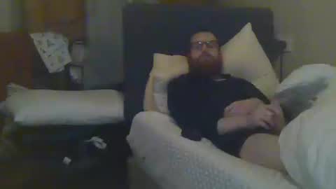 Snapshot of cs014g8493 chatting on 02/14/25, 12:51 chris online show from 02/14/25, 12:51