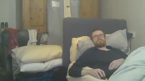 Snapshot of cs014g8493 chatting on 11/14/25, 12:53 chris online show from 11/14/25, 12:53