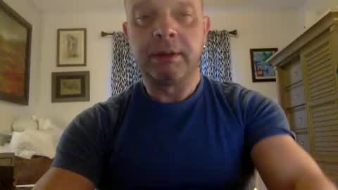 Snapshot of csani000 chatting on 02/09/26, 02:21 Chencho online show from 02/09/26, 02:21