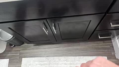 Longoo21 online show from 11/12/25, 12:33