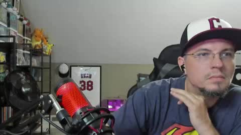 CtrlAltPixelTwitchUncutstudxxxManyvids online show from 04/07/26, 01:17