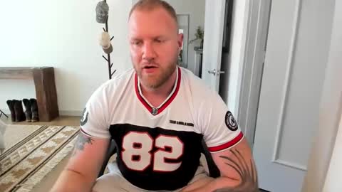 Snapshot of cub_guns95 chatting on 04/06/26, 09:16 Gunnar online show from 04/06/26, 09:16