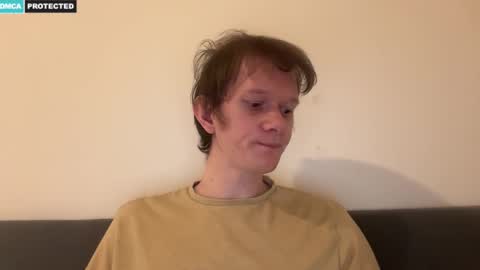 Snapshot of cube93 chatting on 02/21/26, 10:33 cube93 online show from 02/21/26, 10:33