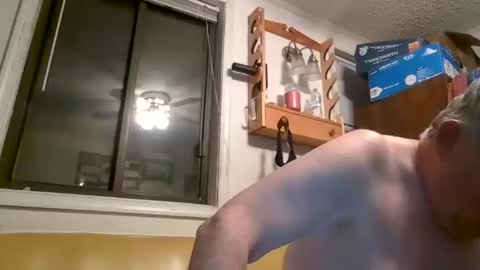 Snapshot of cubeddie chatting on 10/13/25, 11:05 cubeddie online show from 10/13/25, 11:05