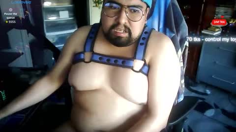 Snapshot of cubgamerbear chatting on 02/19/26, 09:55 Cub online show from 02/19/26, 09:55