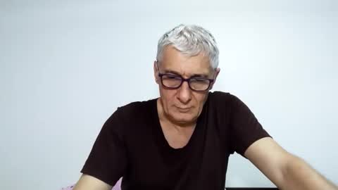 Snapshot of cucaio18 chatting on 03/24/26, 01:21 BIG UNCUT HARD COCK online show from 03/24/26, 01:21