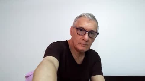 Snapshot of cucaio18 chatting on 03/26/26, 01:11 BIG UNCUT HARD COCK online show from 03/26/26, 01:11