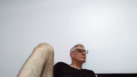 Snapshot of cucaio18 chatting on 04/18/26, 02:04 BIG UNCUT HARD COCK online show from 04/18/26, 02:04