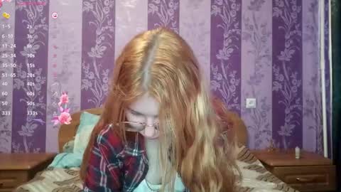 Snapshot of cucumber_kringe chatting on 10/05/25, 07:17 Sia online show from 10/05/25, 07:17