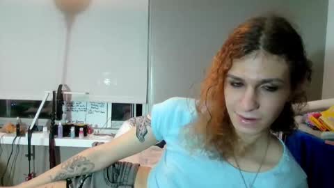 Snapshot of cuddleavenue chatting on 10/15/25, 01:50 cuddleavenue online show from 10/15/25, 01:50