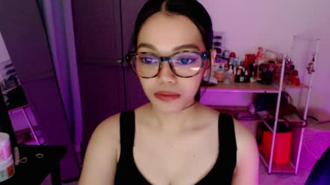 Snapshot of cuddlepunk_bubble chatting on 05/23/26, 08:29 cuddlepunk_bubble online show from 05/23/26, 08:29