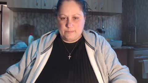 Snapshot of cum2play69 chatting on 11/24/25, 12:27 Milky Ana online show from 11/24/25, 12:27