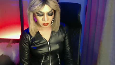 CUMMELA SLUTI online show from 02/28/25, 10:06