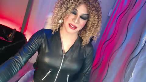 Snapshot of cum_4youbaby chatting on 04/21/26, 04:01 CUMMELA SLUTI online show from 04/21/26, 04:01