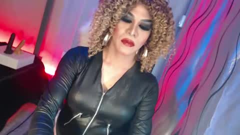 Snapshot of cum_4youbaby chatting on 04/22/26, 05:43 CUMMELA SLUTI online show from 04/22/26, 05:43