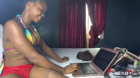 Snapshot of cum_863648 chatting on 07/12/26, 02:52 Lisa online show from 07/12/26, 02:52