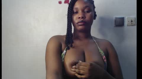 Snapshot of cum_ebony_xxxpetit chatting on 07/28/26, 03:21 Teeha online show from 07/28/26, 03:21