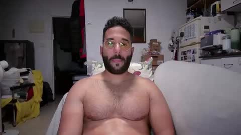 Snapshot of cuman15 chatting on 01/12/26, 11:21 Cuman online show from 01/12/26, 11:21