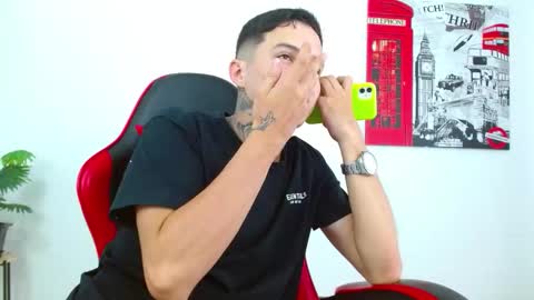 cumandres online show from 02/18/26, 03:19