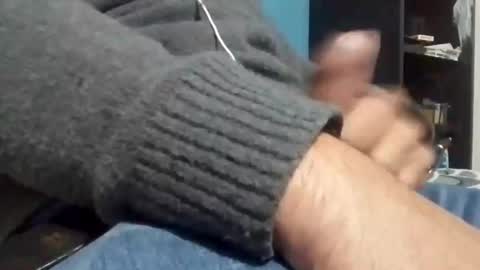 Snapshot of cumbian_chero chatting on 02/12/26, 01:44 cumbian_chero online show from 02/12/26, 01:44