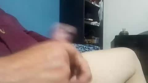 Snapshot of cumbian_chero chatting on 02/28/26, 01:01 cumbian_chero online show from 02/28/26, 01:01