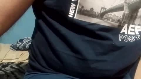 Snapshot of cumbian_chero chatting on 03/15/26, 11:11 cumbian_chero online show from 03/15/26, 11:11