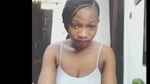 Snapshot of cumebony_petit chatting on 04/19/26, 07:29 cumebony_petit online show from 04/19/26, 07:29