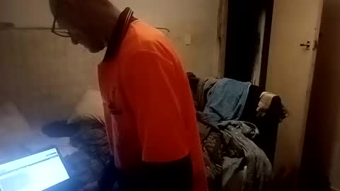 Snapshot of cumfunnery27 chatting on 12/02/24, 11:01 cumfunnery27 online show from 12/02/24, 11:01