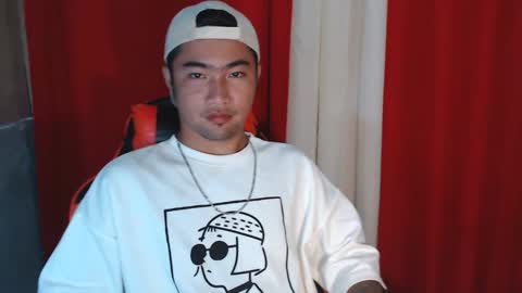 Snapshot of cumhavefun25 chatting on 03/13/26, 08:43 ask me online show from 03/13/26, 08:43