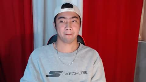 Snapshot of cumhavefun25 chatting on 04/04/26, 01:52 ask me online show from 04/04/26, 01:52