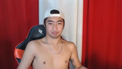 Snapshot of cumhavefun25 chatting on 04/18/26, 08:09 ask me online show from 04/18/26, 08:09