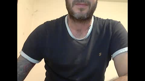 Snapshot of cummincock04 chatting on 01/24/25, 11:02 cummincock04 online show from 01/24/25, 11:02