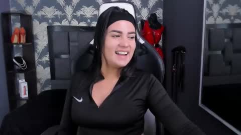 cumming tiffani online show from 09/26/25, 12:42