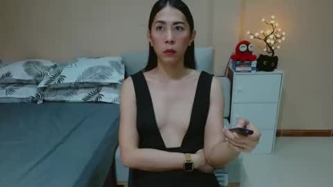 Snapshot of cummleahcumm chatting on 04/04/26, 12:20 Leah Vergara online show from 04/04/26, 12:20