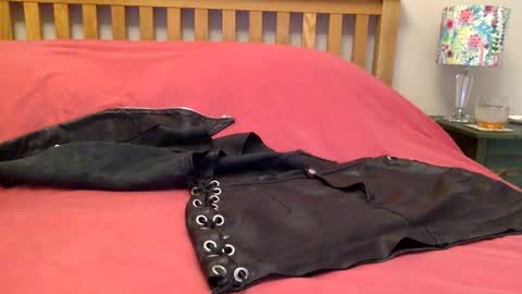 cumonherguys online show from 10/21/25, 12:50