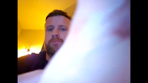 Snapshot of cumonmywifesleather chatting on 12/18/25, 12:06 cumonmywifesleather online show from 12/18/25, 12:06